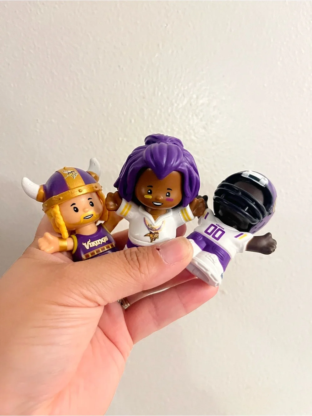 Fischer Price Little People NFL Minnesota Vikings Football Bundle